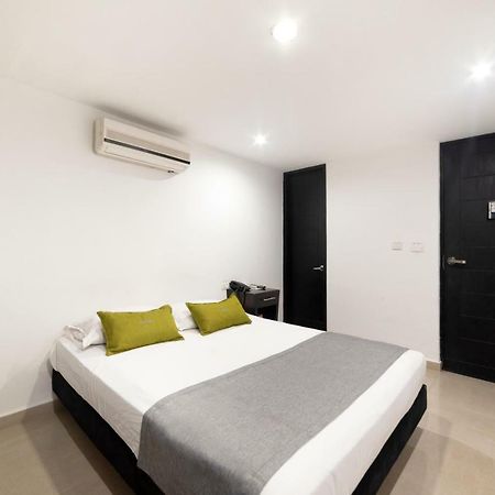 Ayenda 1236 Platinum Plaza Otel Medellín Dış mekan fotoğraf