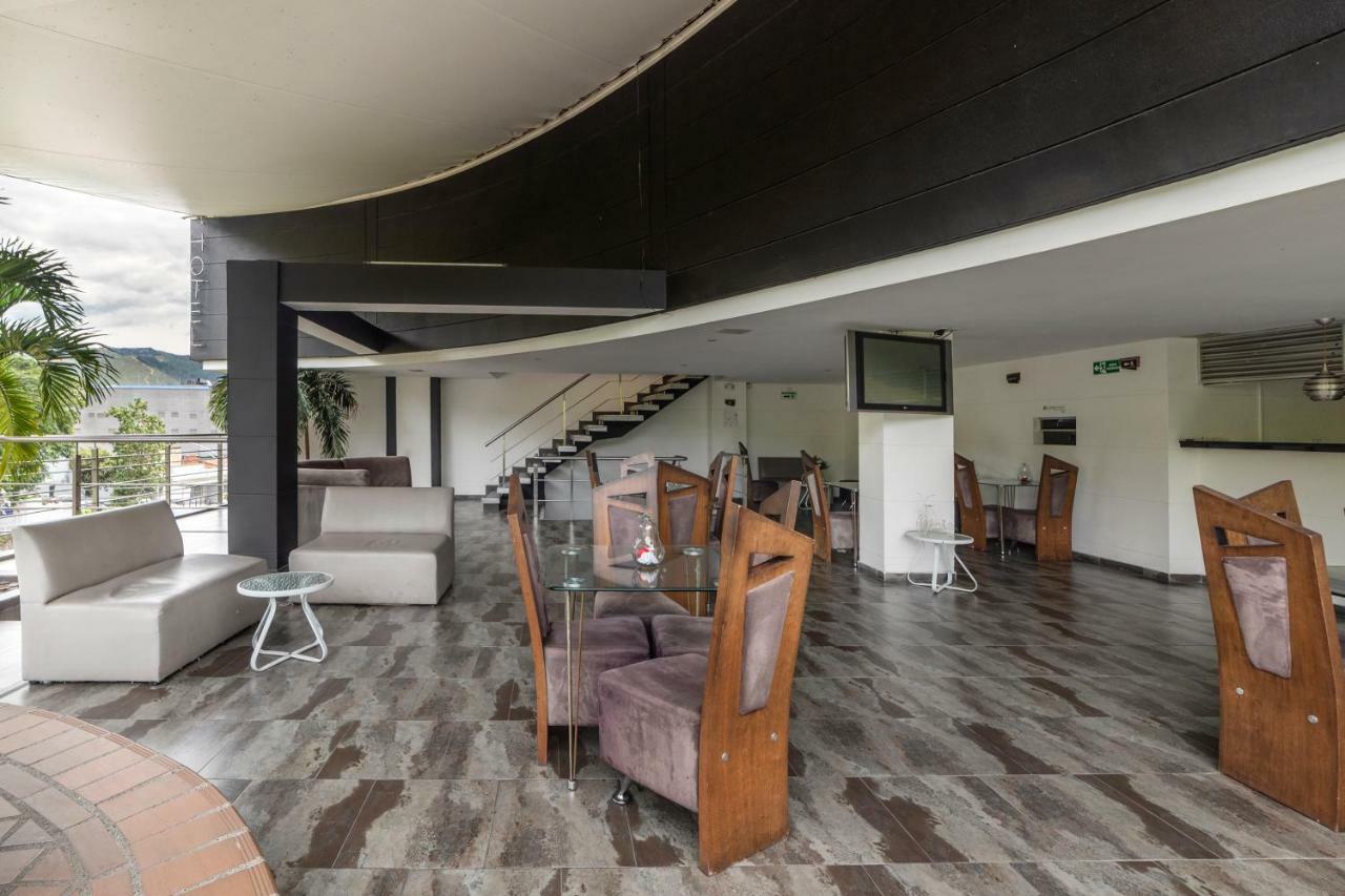 Ayenda 1236 Platinum Plaza Otel Medellín Dış mekan fotoğraf